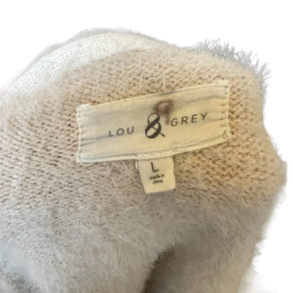 Lou & Grey  Fuzzy V-Neck Sweater Size: L - Picture 4 of 8